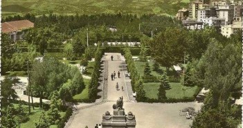 Fermo al passaggio a livello