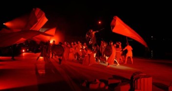 STASERA SBARCANO GRECI