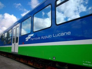 ATTENTI NON SBAGLIARE TRENO