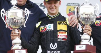figlio Schumacher vincere due coppe