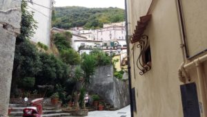 GLI OPERATORI DEL TURISMO CORTO