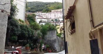 GLI OPERATORI DEL TURISMO CORTO