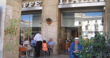 gran-caffe-non-deve-morire