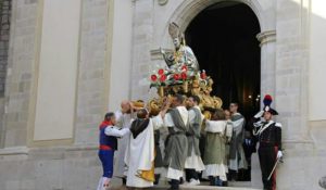 PROCESSIONE
