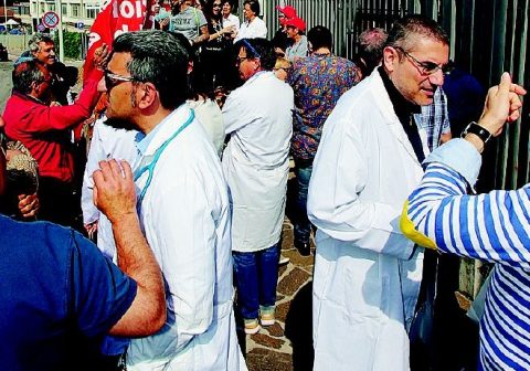 cinque-stelle-camera-rivalsa-guardie-mediche